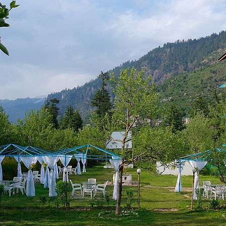 ホテル Treebo Trend Celebriti Manali Vashist エクステリア 写真